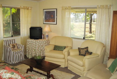 Flag Springs Bush Retreat - Lennox Head Accommodation 3