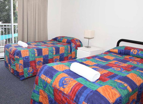 Ambassador Apartments Holiday Units - Lennox Head Accommodation 4