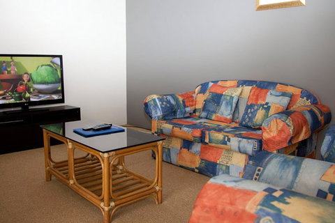 Ambassador Apartments Holiday Units - Lennox Head Accommodation 5
