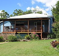 Blue House Family Accommodation - Lennox Head Accommodation