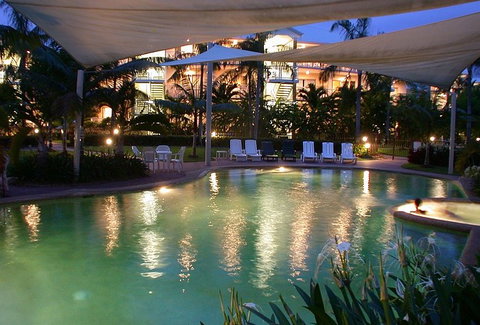 Australis Cairns Beach Resort - Lennox Head Accommodation 1