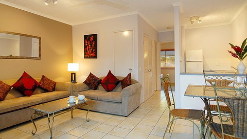 Australis Cairns Beach Resort - Lennox Head Accommodation 2