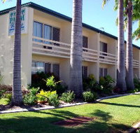 Palm Waters Holiday Villas - Lennox Head Accommodation