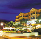 Airlie Beach Hotel - Lennox Head Accommodation