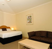 Quality Hotel Tiffins on the Park - Lennox Head Accommodation