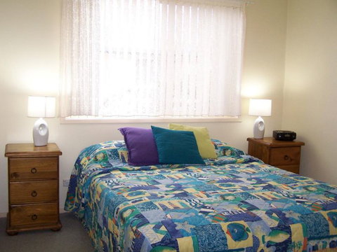 Beachfront Units Merimbula - Lennox Head Accommodation 4