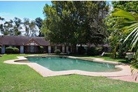 Sir Francis Drake - Lennox Head Accommodation 2