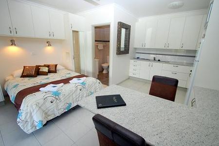 Shute Harbour QLD Lennox Head Accommodation