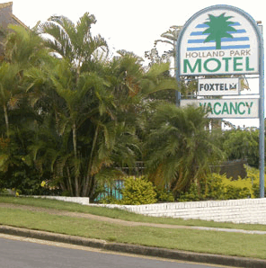 Holland Park Motel - Lennox Head Accommodation 0