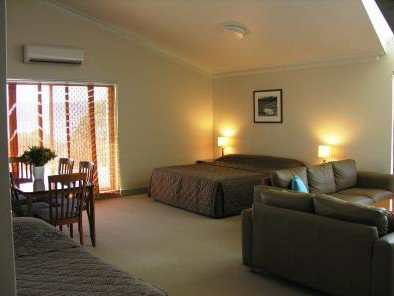 Banjo Paterson Inn - Lennox Head Accommodation 2