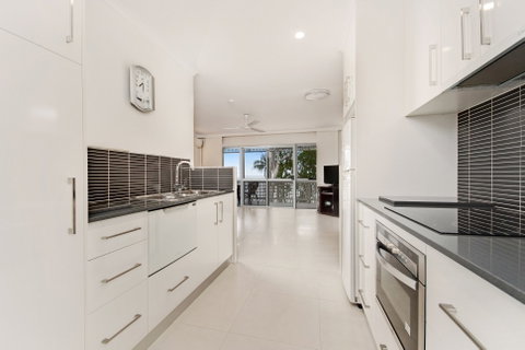 Marlin Waters Beachfront Apartments - Lennox Head Accommodation 3