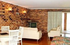 Sarina Beach Motel - Lennox Head Accommodation 1