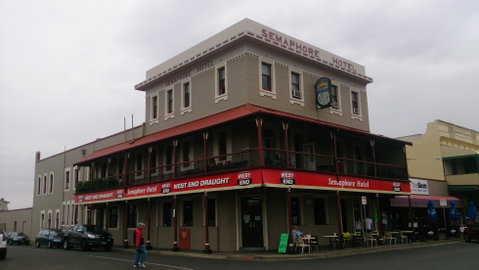 Semaphore Hotel - Lennox Head Accommodation 0