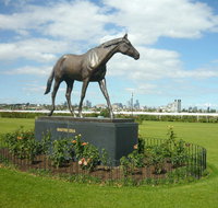 Racecourse Hotel Flemington - Lennox Head Accommodation