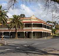 The Midland Hotel Castlemaine - Lennox Head Accommodation
