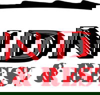 Dundee's Hotel - Lennox Head Accommodation