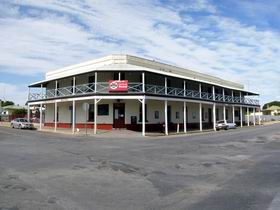 The Cornucopia Hotel - Lennox Head Accommodation 0
