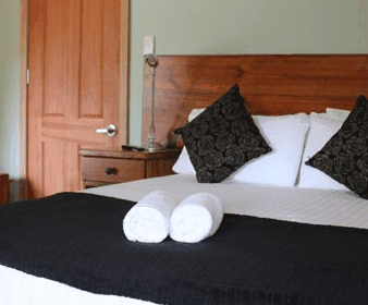 Tullah Lakeside Chalets - Lennox Head Accommodation