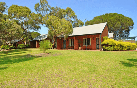 Currency Creek Winery - Lennox Head Accommodation