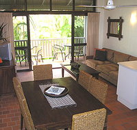 Coral Sea Villas - Lennox Head Accommodation