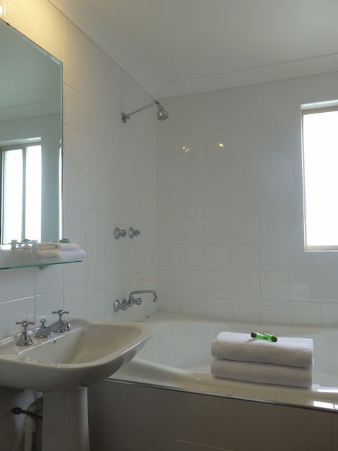 Park Ridge Retreat - Lennox Head Accommodation 5