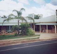 Clermont Motor Inn - Lennox Head Accommodation