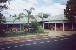 Clermont Motor Inn - Lennox Head Accommodation 0