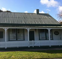 Ben Hyron's Cottage - Lennox Head Accommodation
