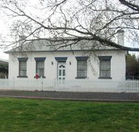 Batt's Cottage - Lennox Head Accommodation