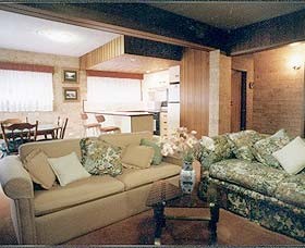 Hillside View Apartments - Lennox Head Accommodation 0