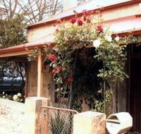 Bluebird Cottage - Lennox Head Accommodation