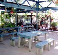 Kinnon amp Co Outback Lodges  - Lennox Head Accommodation