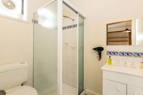 Beachside Accommodation Torquay - Lennox Head Accommodation 7