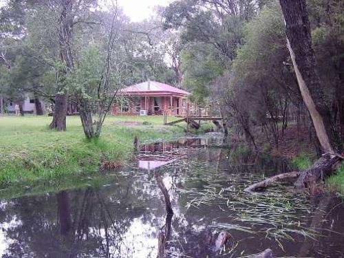 Black Range VIC Lennox Head Accommodation