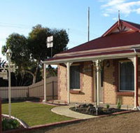 Brooking Cottage - Lennox Head Accommodation