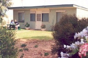 Oaklands Cottage - Lennox Head Accommodation 0