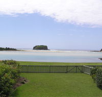 Waterfront Villa - Lennox Head Accommodation