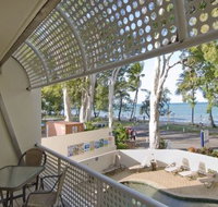 On Palm Cove Beachfront Apartments - Lennox Head Accommodation