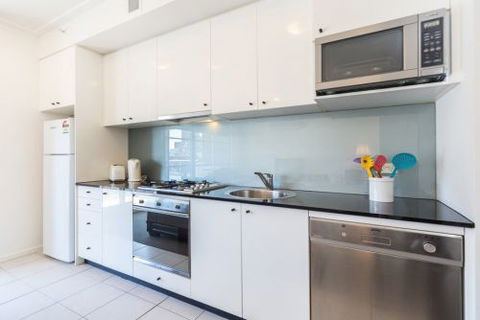 Astra Apartments Sydney CBD - Lennox Head Accommodation 1