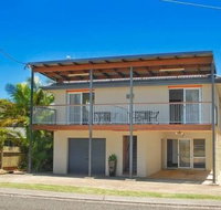 Seascape Apartments - Lennox Head Accommodation