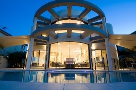 Paradise Point QLD Lennox Head Accommodation