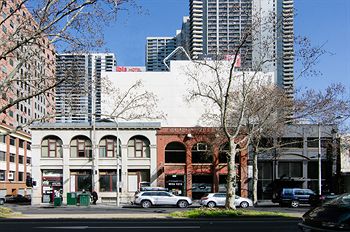 Ibis Melbourne Little Bourke Street - Lennox Head Accommodation 5