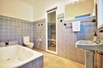 Dolphin Sands - Lennox Head Accommodation 5