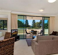 Santorini Twin Waters - Lennox Head Accommodation