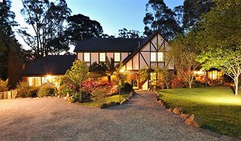 Holly Lodge - Lennox Head Accommodation 26