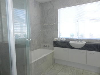 Beachside Resort - Kawana Waters - Lennox Head Accommodation 37