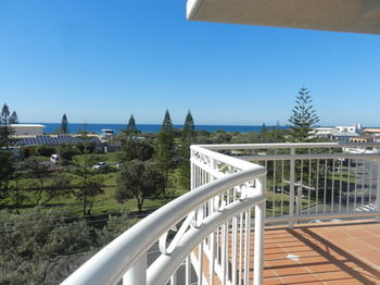 Beachside Resort - Kawana Waters - Lennox Head Accommodation 42