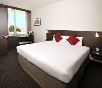 Ibis Melbourne Glen Waverley - Lennox Head Accommodation 0
