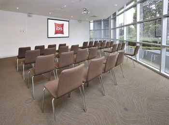 Ibis Melbourne Glen Waverley - Lennox Head Accommodation 9