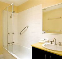 Beach Breakers Resort - Lennox Head Accommodation